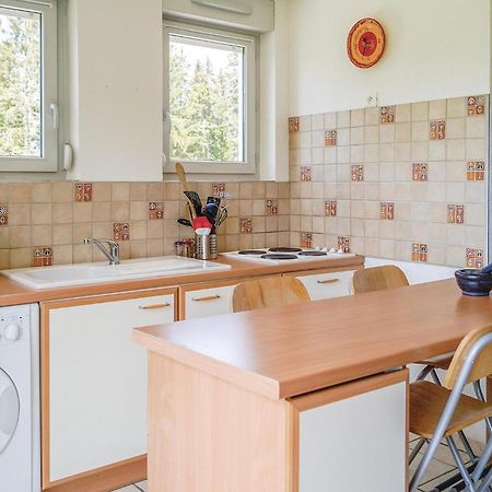 Cozy Apartment In Premanon With Kitchenette Exterior photo
